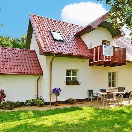 Holiday House With Large Garden, Noskowo ภายนอก รูปภาพ