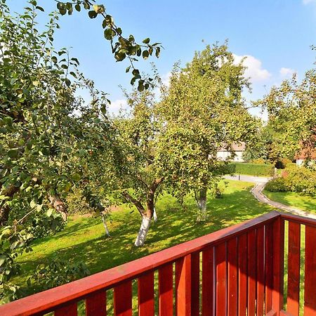 Holiday House With Large Garden, Noskowo ภายนอก รูปภาพ
